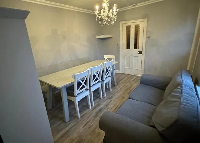 Luxury Triple Near Croke Park - 2 Dublin