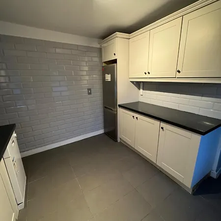 بيت ضيافة Luxury Triple Near Croke Park - 2